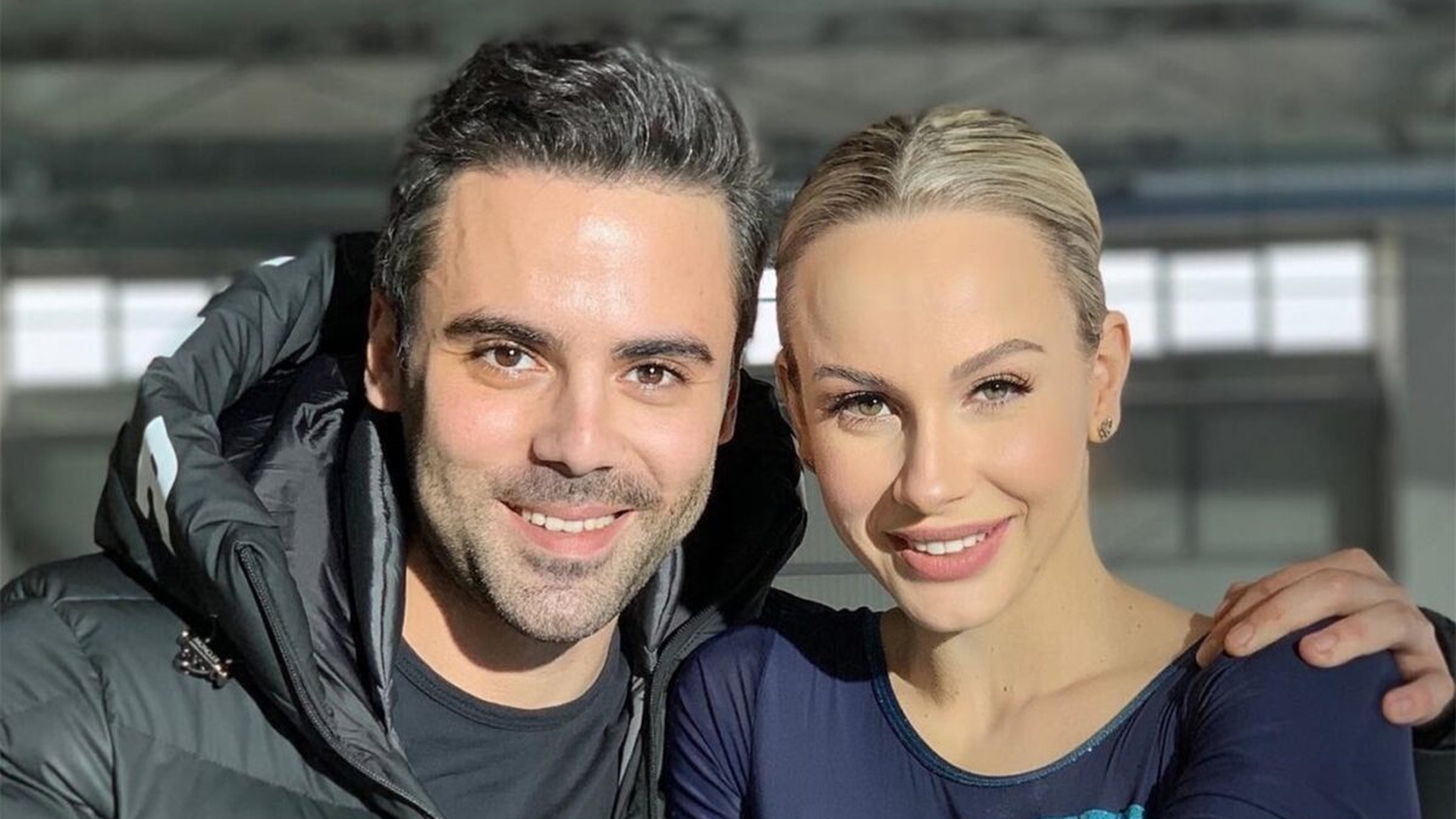 Cu ce actor celebru seamănă soțul Sandrei Izbașa de la Power Couple 2026. Din ce face bani Răzvan Bănică
