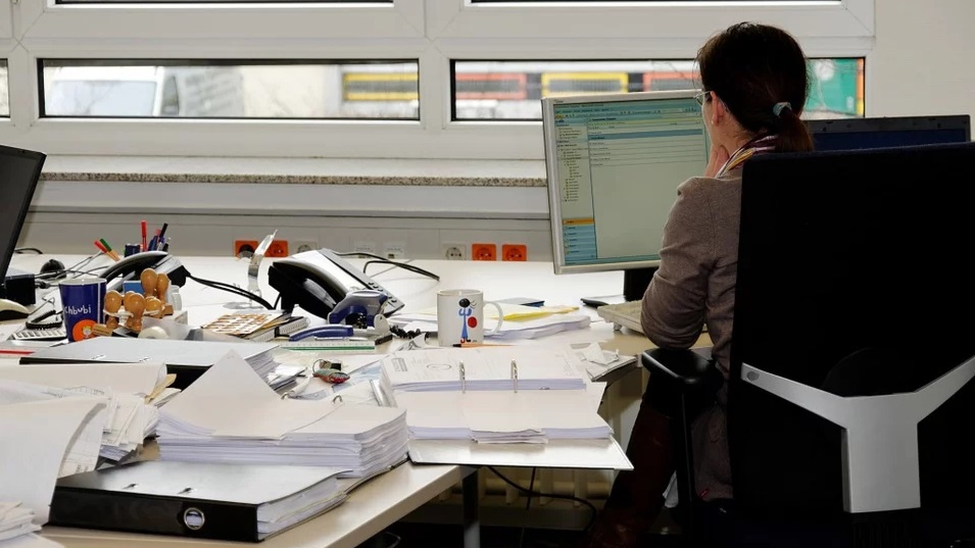 Cum se obţine şomajul tehnic? Angajaţii au nevoie de certificate pentru situaţii de urgenţă