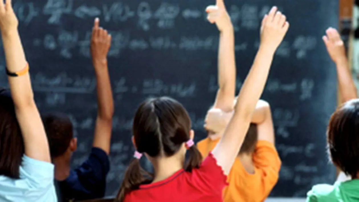 Analiza Deutsche Welle: scoala românească progresează. Vezi ce rezultate bune au obtinut elevii nostri la testarile mondiale!