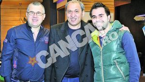 Inca un trofeu in vitrina redactiei din bulevardul Lacul Tei. Un redactor CANCAN a castigat "Cupa Presei Pokerfest 2012"