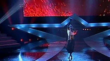 Imblanzitorul de foc a dat impresia ca doar se joaca la Romanii au Talent! Andra: Trebuie sa te sustin, esti foarte bun