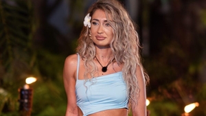 Maria Avram a luat foc, după ce a fost criticată că și-a tradus soțul la Insula iubirii: ”Adevărata mizerie e în sufletele voastre”