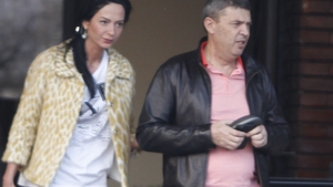 Detaliul care a trădat-o. Cum îl înfierbântă soţia tinerică pe ”jupânul” Ilfovului