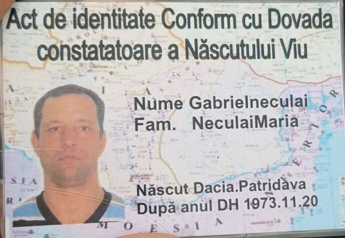 Caz incredibil în Brașov! Polițiștii au rămas șocați când au văzut mesajul scris pe buletinul unui bărbat pe care l-au oprit în trafic