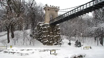 (P) Craiova sub asediul vremii capricioase! Ninsoare, ceață și temperaturi schimbătoare dau planurile peste cap