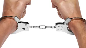 Trei barbati au fost incarcerati dupa ce au inselat cu 8.000 de lei o batrana