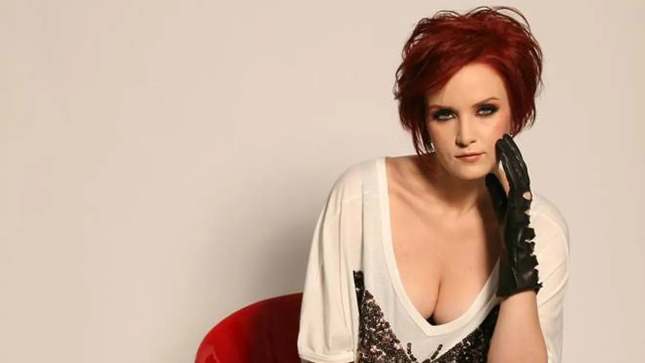 Pictorial senzual de ziua ei! Ioana Maria Moldovan, asa cum n-ai s-o vezi vreodata la televizor!