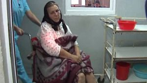 O familie de pensionari a fost torturată şi tâlhărită, în propria casă, pentru 300 de euro!