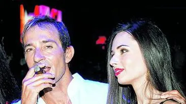 Savureaza viata de noapte din Capitala. S-a lipit de o bruneta in club