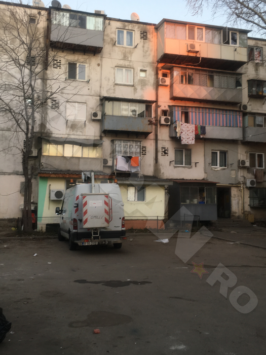 Povestea elevei care şi-a scos virginitatea la licitaţie în Anglia! A copilărit în ”ghetou” şi a intrat la liceu cu nota… 9,50!