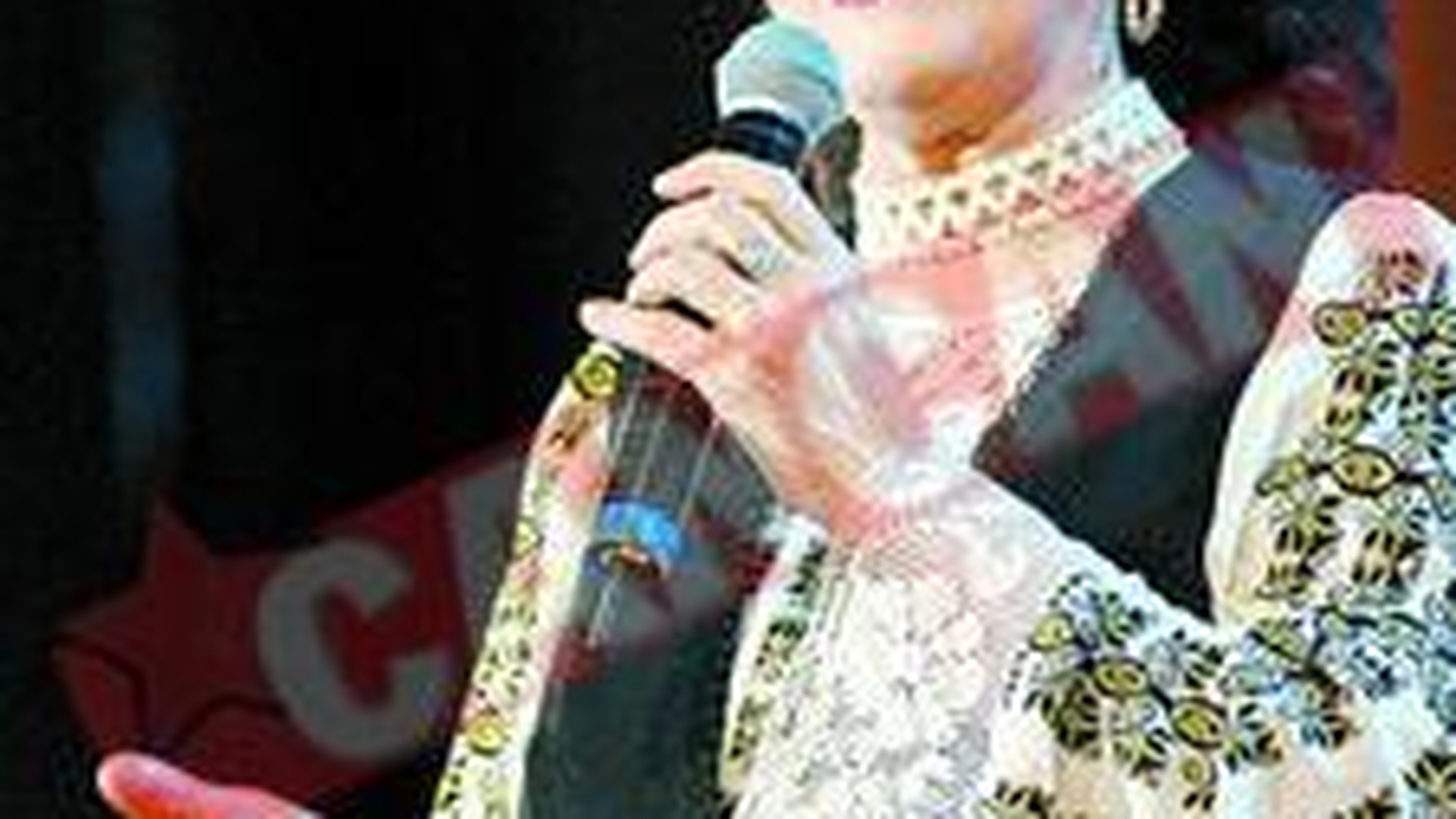 Irina Loghin cumpara 3.000 de covrigi odata