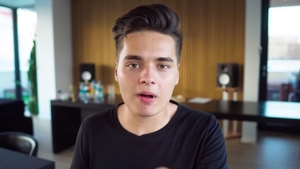 Mai este sau nu virgin Selly, de la 5Gang. Vloggerul milionar a vorbit deschis despre viața amoroasă: „Mama dormea...”