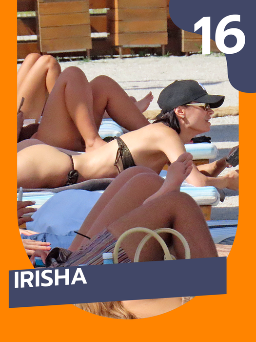 Retrospectiva verii 2025: Atenţie! Intră în acţiune TOP 25 vedete care au defilat în costume de baie! Roxana Dobre, Livia EX-Bordea sau Lora, show total pe litoral