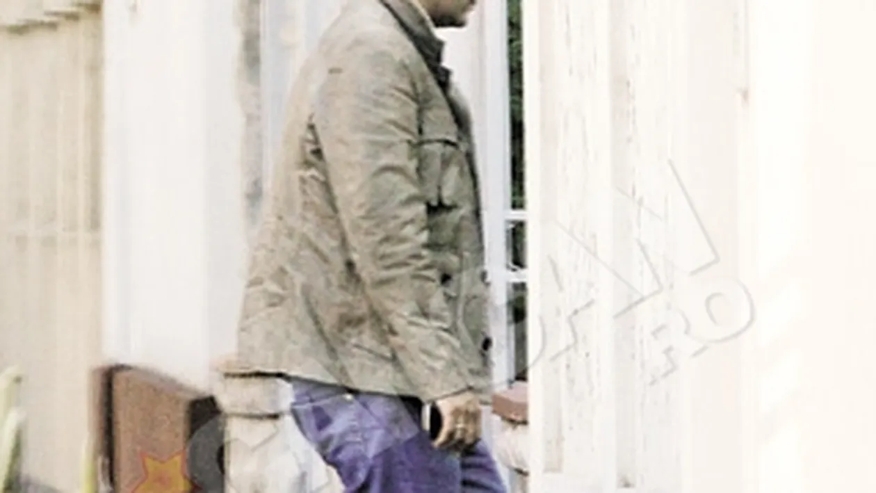 Serban Huidu, solicitat la locul de munca. Escortat la radio