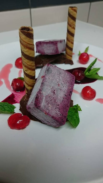 Şi-a înjurat soţia în faţa camerelor de filmat, iar acum a ajuns de nerecunoscut! Ce s-a ales de MasterCheful NICUŞOR COROAMĂ la doar trei ani de la nuntă!