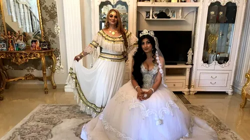 Celebra vrăjitoare Vanessa își însoară băiatul! Imagini live de la nunta și botez