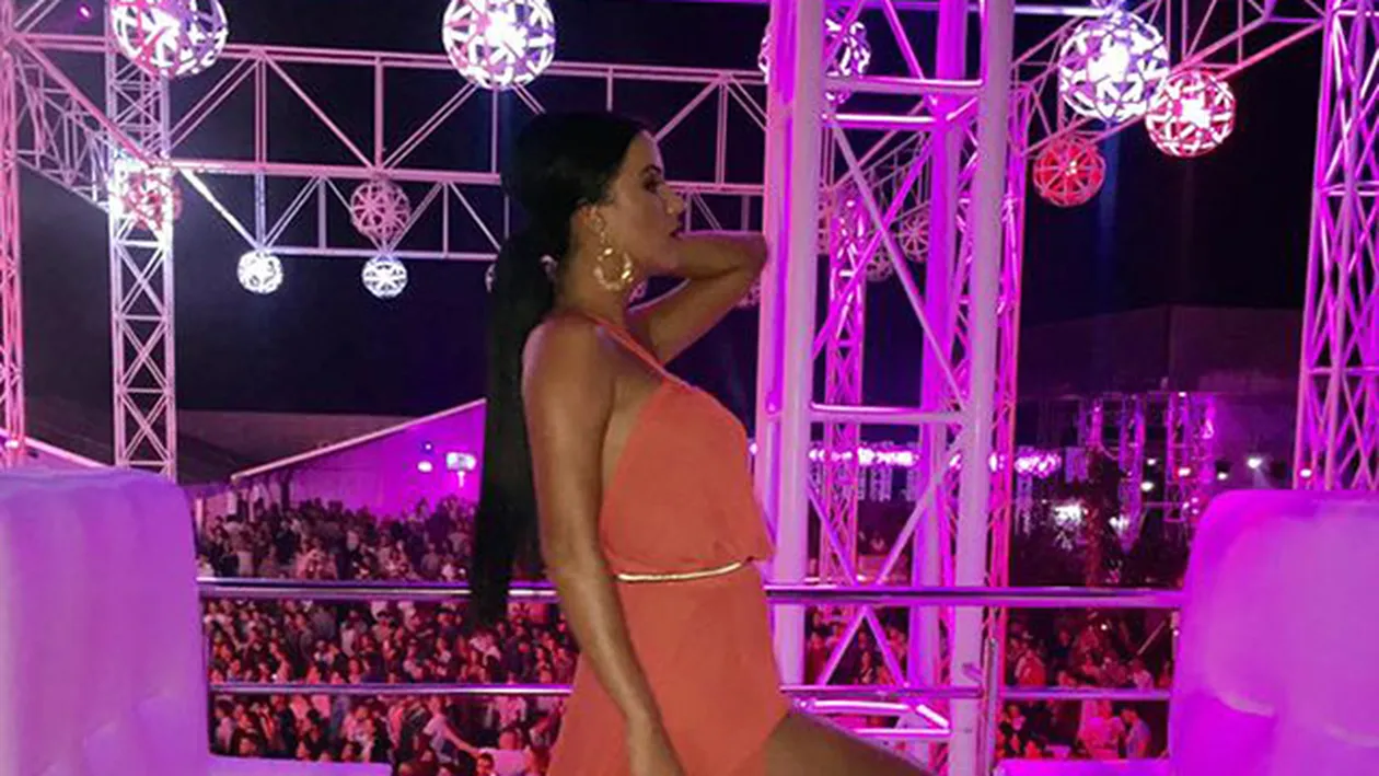 Daniela Crudu a luat proportii! Cum a aparut vedeta la botezul fiicei lui Pepe: Am uitat de...