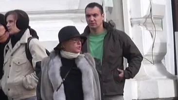 E Razvan Ciobanu? E Mos Craciun? NU! E Mirabela Dauer cum nu iti imaginai vreodata ca o poti vedea!