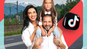 Bloggerul Zoso, foc şi pară pe Adelina Pestriţu! A pulverizat-o pe vedetă după ultima vacaţă petrecută cu familia