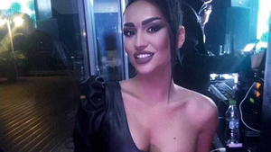 Margherita de la Clejani, extrem de sexy cu ocazia zile de naştere. Cum s-a fotografiat bruneta