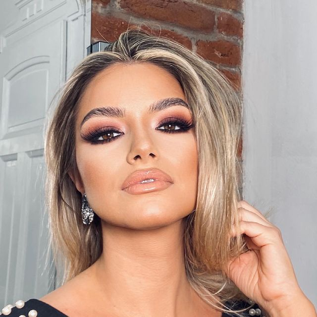 Andreea are are peste 21.000 de urmăritori