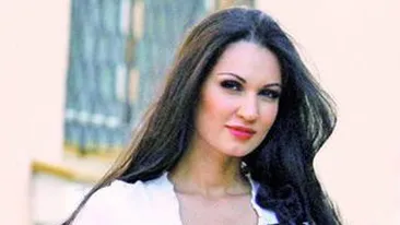 Nicoleta Luciu, tentata sa pozeze din nou goala intr-o revista pentru barbati: Daca voi primi o propunere, ma voi consulta cu Zsolt