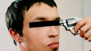 O să rămână marcaţi pe viaţă! Un bărbat s-a sinucis în faţa unor copii de grădiniţă