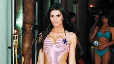 Uratele se dau drept Miss Motors