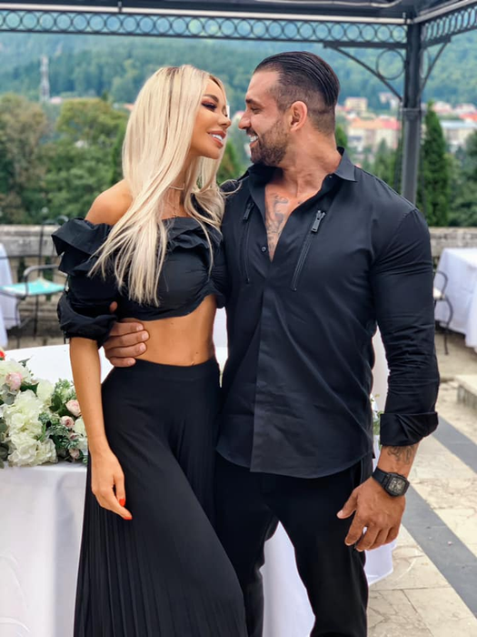 Bianca Drăgușanu a semnat un contract cu un post de televiziune: “Facem o telenovelă despre viața reală a mea. O să vă povestesc detalii picante” | FOTO