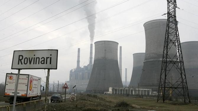 Incendiu la Termocentrala de la Rovinari! Misiunea pompierilor a fost extrem de dificilă