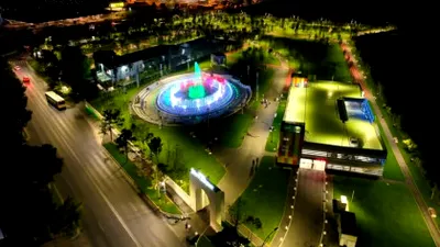 Parcul Tudor Arghezi, numit oficial „Parcul Donald Trump". Patinoarul va purta numele lui Doru Tureanu