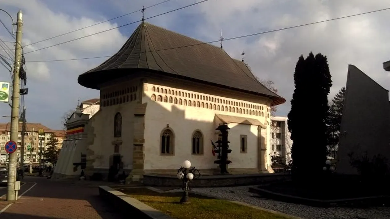 A murit preotul Alexandru Vasile Zofotă de la Biserica Trei Clopote din Suceava. Avea 54 de ani