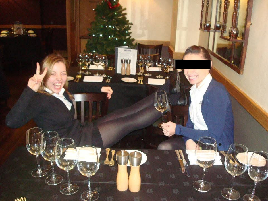 Cum arăta Bianca Iotu în 2012, când a abandonat școala din România și s-a angajat chelneriță într-un bar din Londra