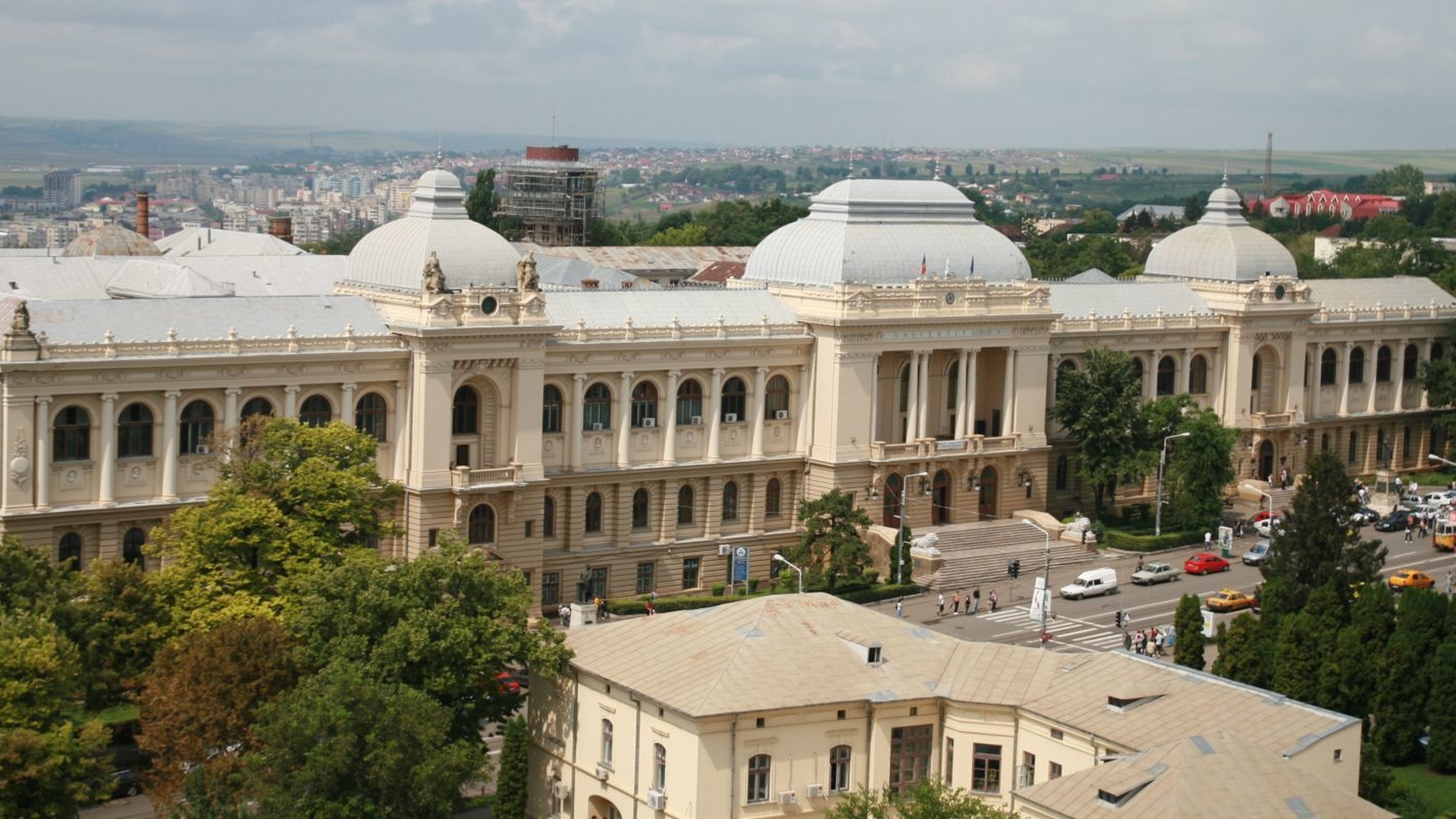Comunitatea academică de la Universitatea „Alexandru Ioan Cuza„ lovită de o nouă tragedie! Unul dintre cei mai respectaţi profesori s-a stins din viaţă