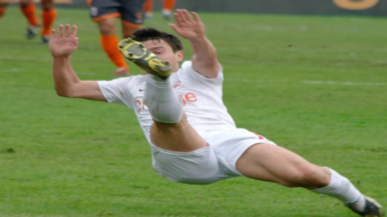 Se sinucide Anghelache? Fotbalistul pe care l-a dat afara este aproape de un transfer la o rivala