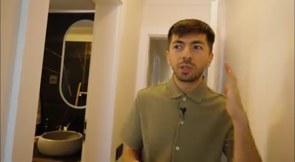 Cum arată vila cu două etaje a lui Mircea Bravo! Și-a luat casă în cel mai scump oraș din România