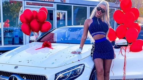 Loredana Chivu și-a cumpărat o adevărată bijuterie pe patru roți! Cum arată bolidul de lux al blondinei