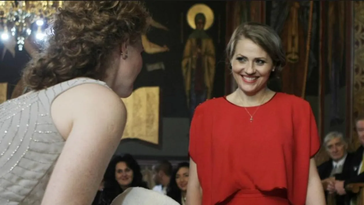 Ce i s-a întâmplat Mirelei Vaida chiar în ziua botezului lui Tudor: ”A dat cu capul într-un stâlp și…”