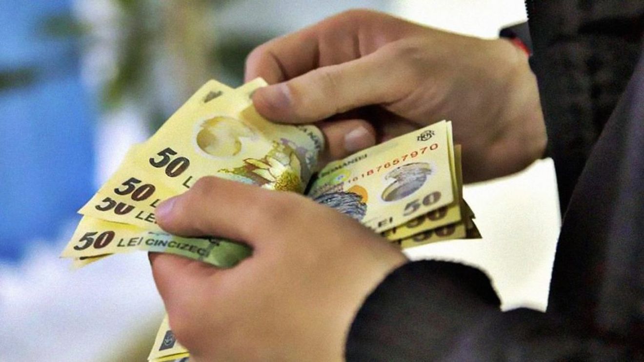 Se dau 2.000 de lei de la stat! Care sunt condițiile pe care trebuie să le îndeplinești