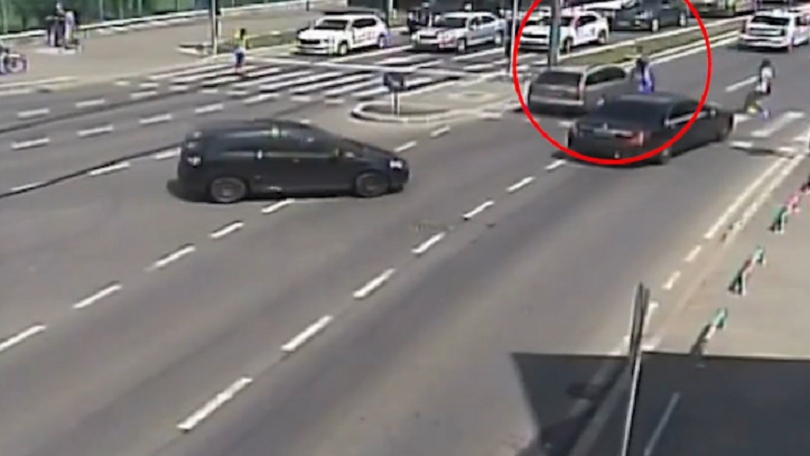 Accident cumplit pe o trecere de pietoni din Timișoara. Un adolescent de 17 a fost lovit de o mașină