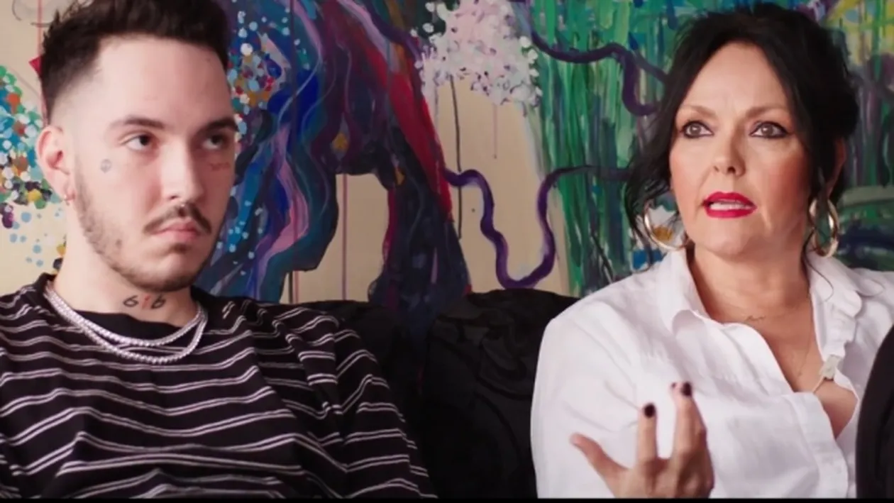 Povestea uluitoare a rapper-ului care a înnebunit noua generație: sex cu menajera filipineză la 12 ani + copilărie de coșmar în Pipera