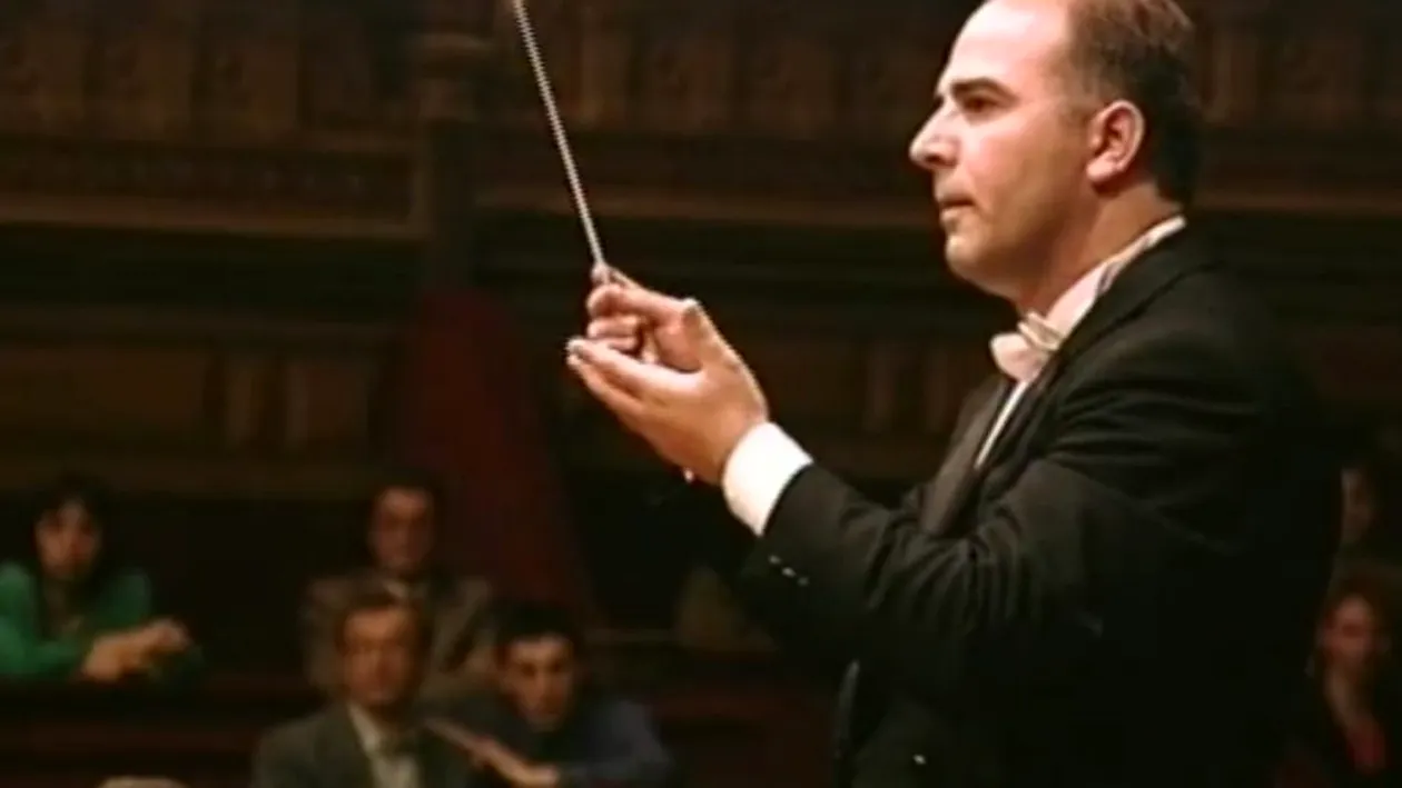 Doliu la Filarmonica „George Enescu” din Capitală! Dirijorul Camil Marinescu, ucis de coronavirus