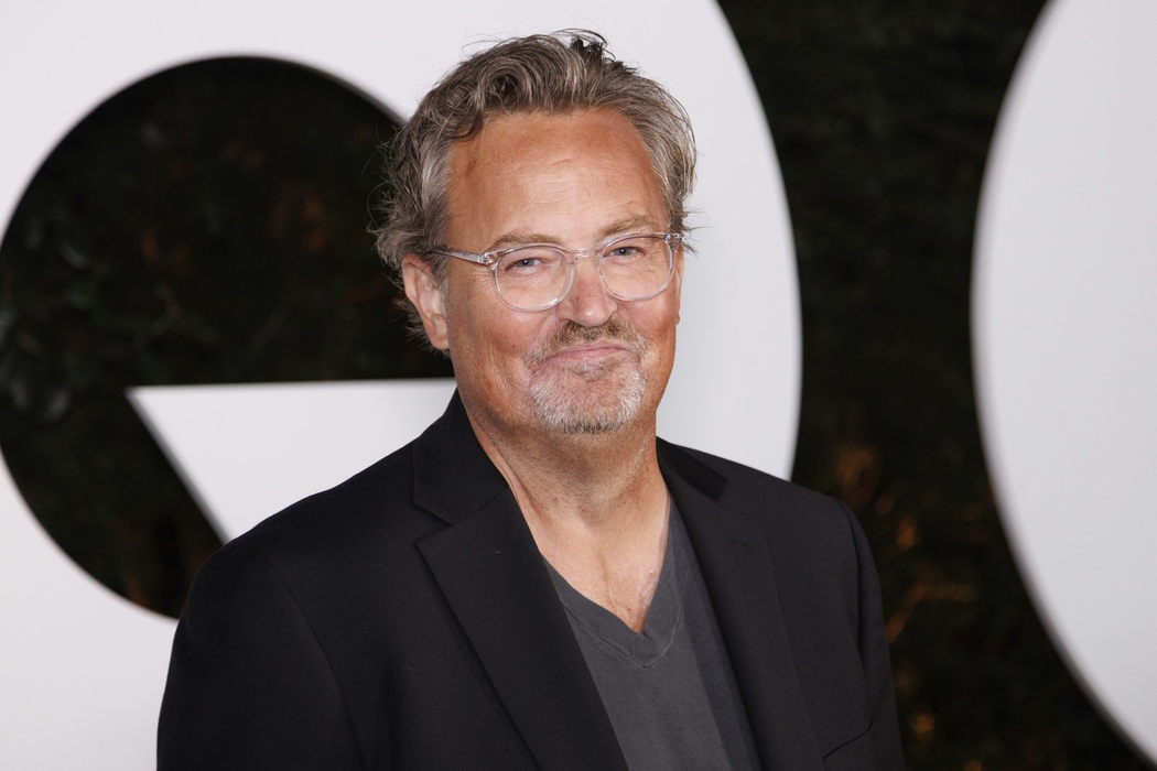 Matthew Perry la petrecerea GQ Men of the Year joi, 17 noiembrie 2022, în West Hollywood, California. Foto: Profimedia