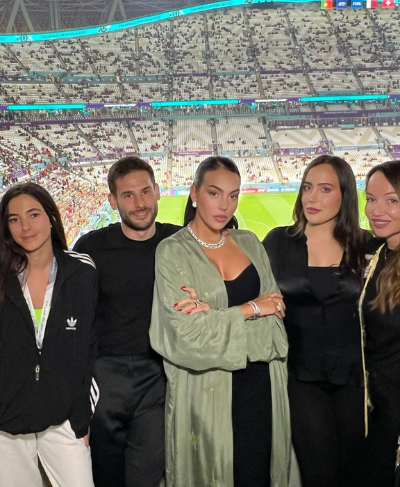 Georgina Rodriguez, revoltată pentru că iubitul ei, Cristiano Ronaldo, nu a fost titular cu Elveția. Mesajul postat de brunetă | GALERIE FOTO