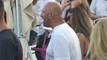 S-a întors în forţă după ce a slăbit. Chef Scărlătescu a flirtat cu două în acelaşi timp…