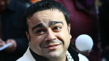 Avem imagini incredibile cu Adi Minune! S-a sărutat pe gură cu un mafiot!