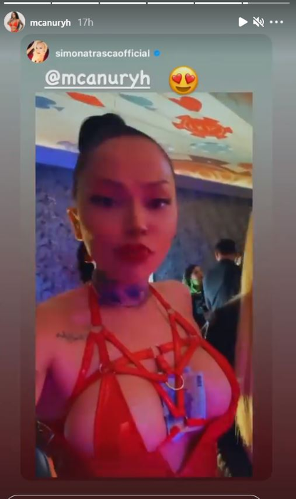 Anuryh și Simona Trașcă au făcut show într-un cazino și au fost răsplătite de clienți instant! Câți bani li s-au băgat în sutien | FOTO