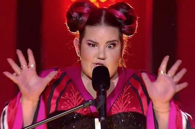 Premierul israelian a sărbătorit victoria Nettei Barzilai de la Eurovision 2018 cu „dansul găinii”. Imaginile sunt virale