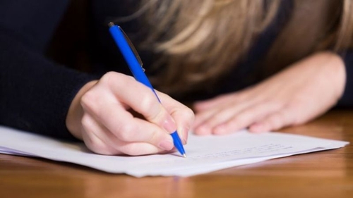 Rezultatele examenului de titularizare 2022.13 candidați “au reușit” să ia doar punctul din oficiu la Titularizare