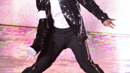Suma URIAȘĂ cu care s-a vândut la licitație una dintre șosetele purtate de Michael Jackson la un concert în Nisa